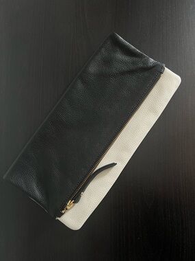 NWOT Banana Republic Black and Cream Two-Tone Leather Fold-Over Clutch